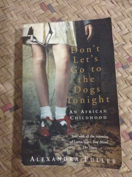 Foto bij Boek | Don’t Let’s Go to the Dogs Tonight